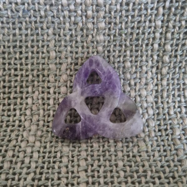 Triquetra amethist nr1 - Afbeelding 2