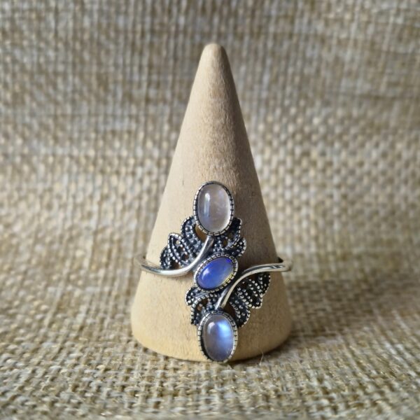 Blad maansteen en opaal